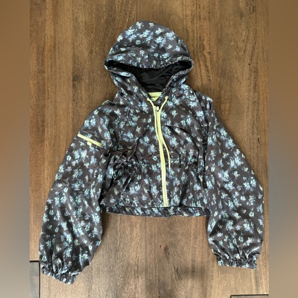 Free People Movement Cropped Windbreaker Jacket - Picture 1 of 8